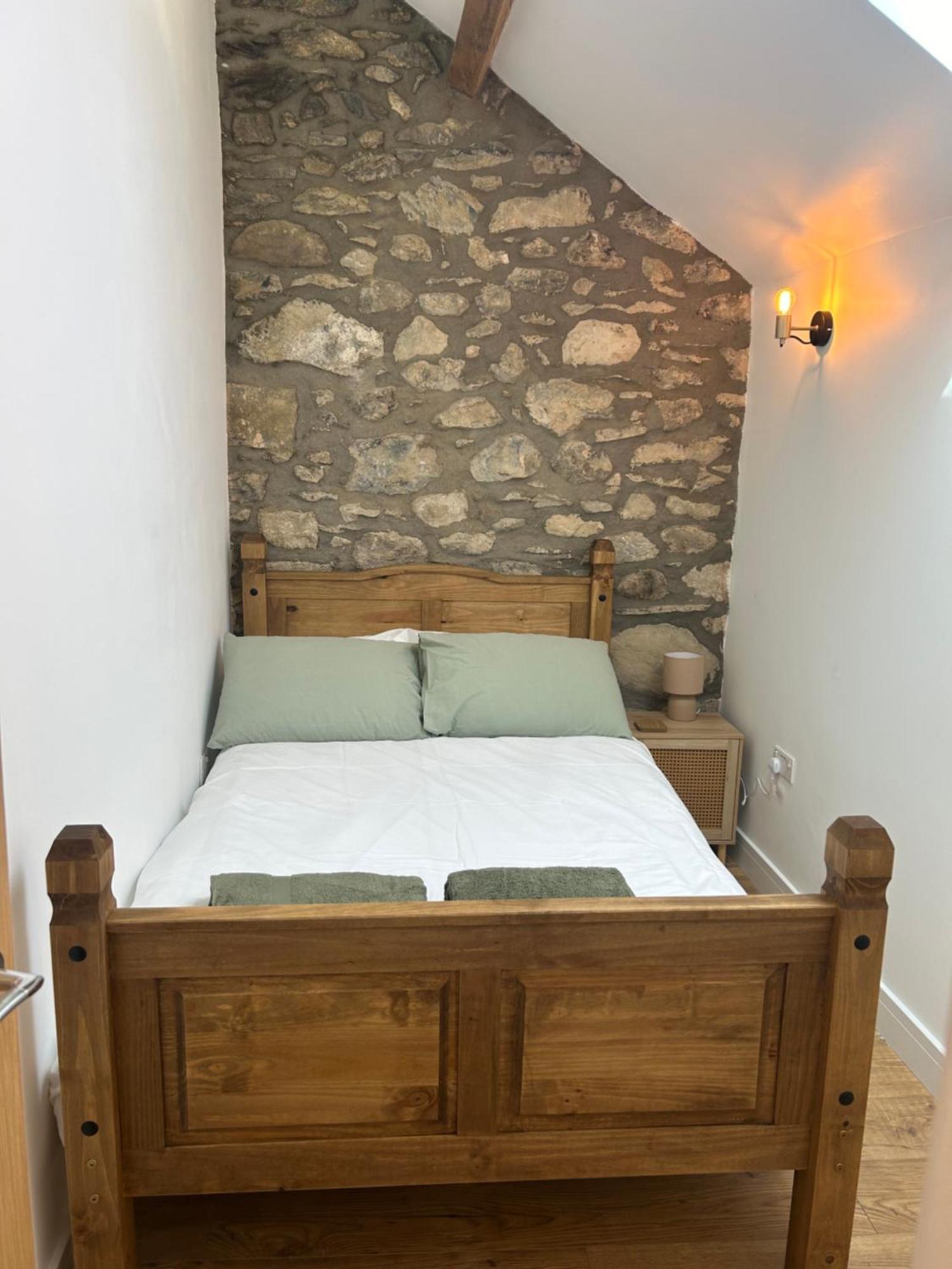 Cosy Modern Miners Cottage Llanllechid エクステリア 写真